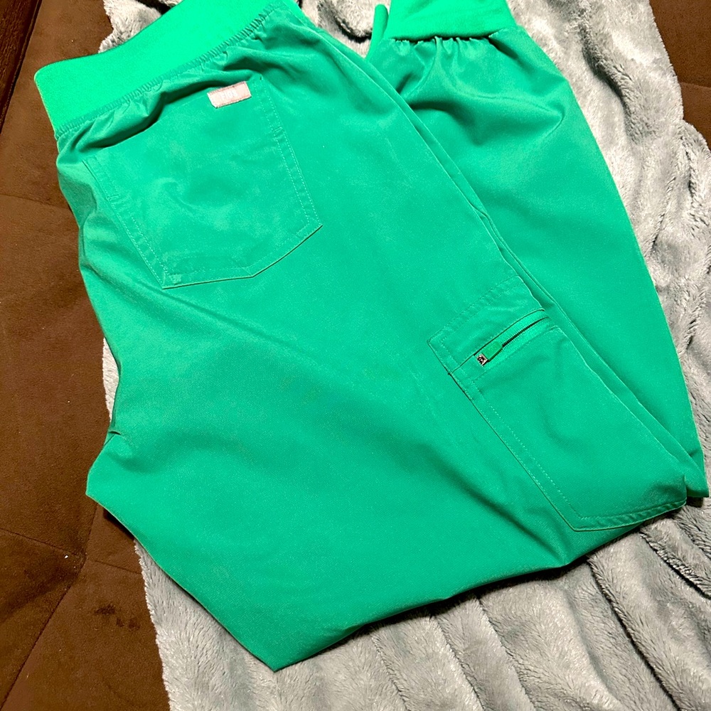 Figs scrub pants